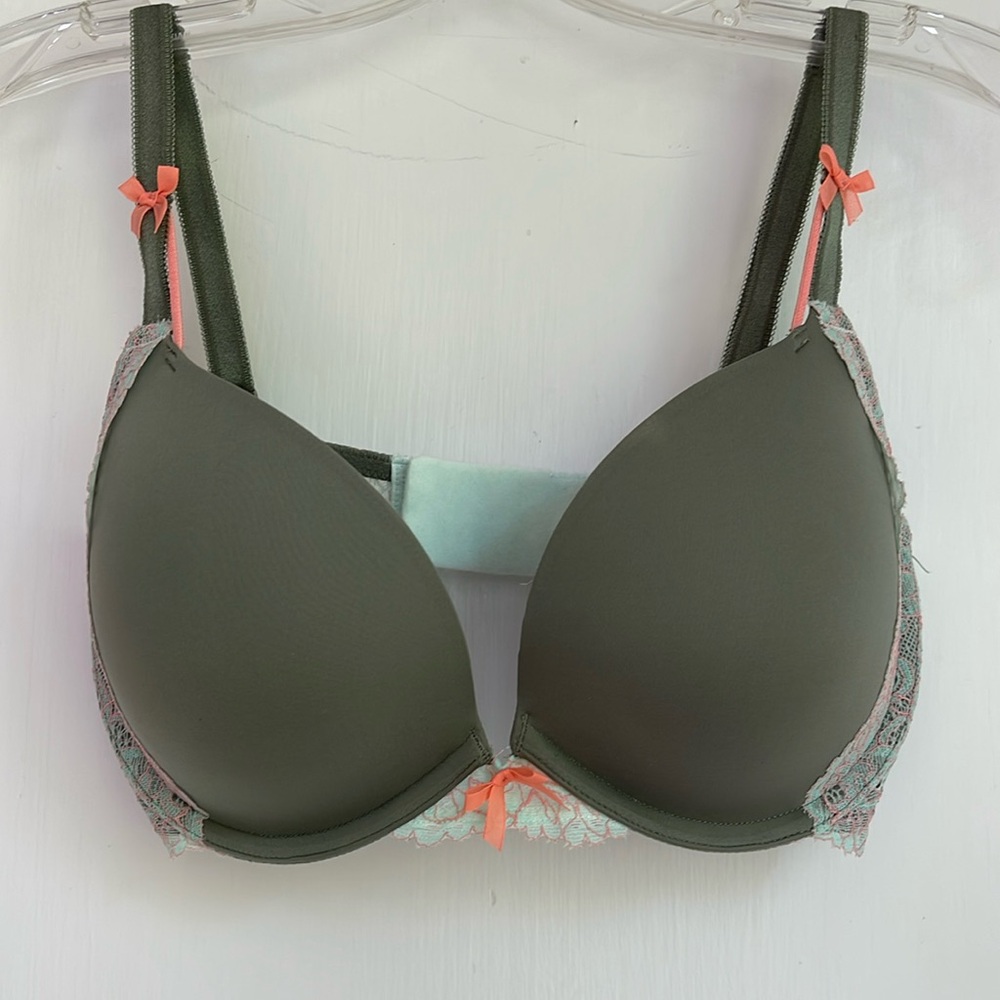 VICTORIA SECRET DREAM ANGELS  PUSH UP 32DD
